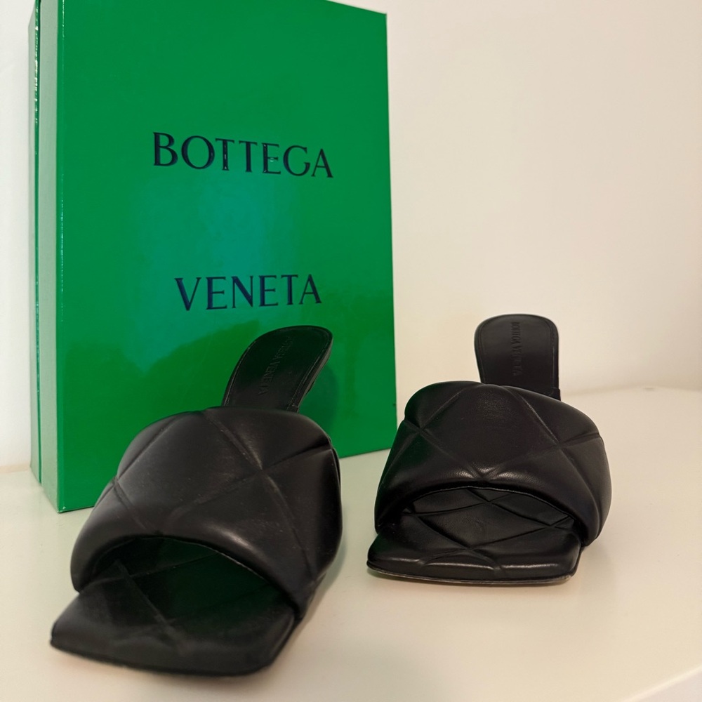 Bottega Veneta Black Heels - Picture 3 of 4
